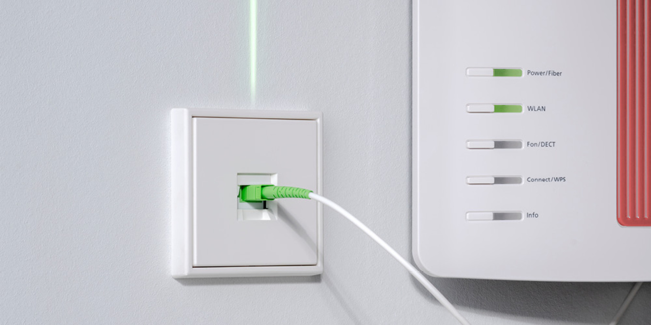 Die neuen Glasfaser-Anschlussdosen bei Heußner-Nuhn in Neuenstein